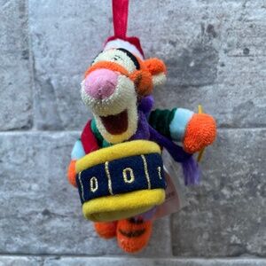 ❤️ DISNEY STORE 2002 TIGGER DRUMMER BOY ORNAMENT VINTAGE